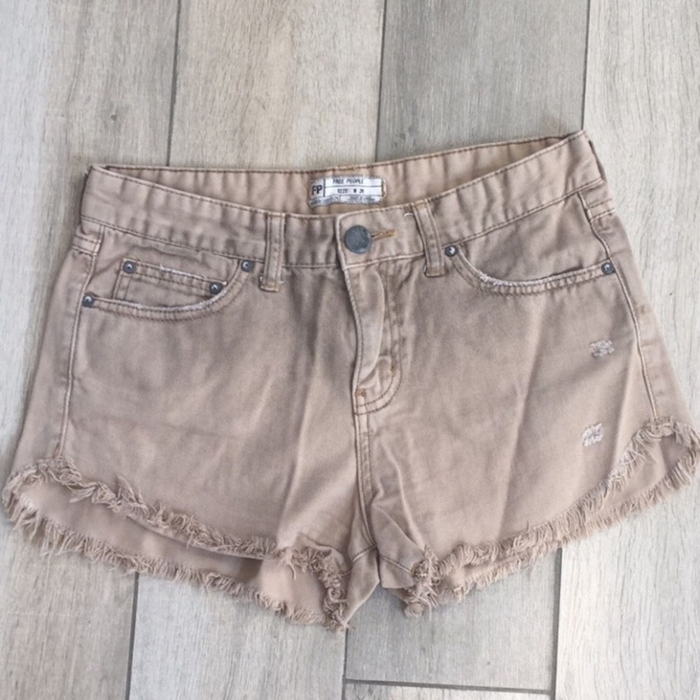 FREE PEOPLE Khaki Cutoff Shorts 26
